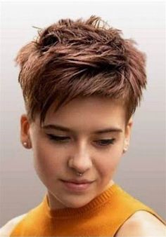 Short Hair Pixie Cuts, Pixie Haircut For Thick Hair, Short Choppy Hair ... Long Pixie Cut With Bangs Choppy Layers, Mowhak Hairstyle, Modern Pixie Haircut, Short Sassy Hair, Messy Short Hair