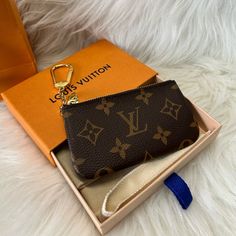 Excellent Brandnew Condition, Bought It, But Never Used I Have A Wallet I Been Using. Selling And Brandnew Key Cles Louis Vuitton. Comes With Box And Dust Cover. Luis Vuitton Wallet, Purple Luggage, Lv Key Pouch, Louis Vuitton Key Holder, Chains Aesthetic, Louis Vuitton Key Pouch, Cute Wallets, Key Wallet, What In My Bag