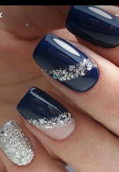 January Nail Designs, Nail Diamond, Diamond Nail Art, Fingernail Designs, Short Gel Nails, Nail Colors Winter, Christmas Nails Acrylic