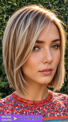 Short Hair Cuts For Women Round Shape, Blonde Hilights, Modern Pixie Haircut, Easy Bun Tutorial, Grow Out A Pixie, Shaggy Bobs, Stacked Bob Haircuts, Short Stacked Bob Haircuts, Short Stacked Bob