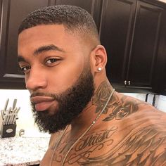 Black Man Haircut Fade, Waves Hairstyle Men, Black Men Beard Styles, Black Men Tattoos, Black Hair Cuts, Waves Haircut, Black Men Beards, Beard Fade, Black Men Haircuts