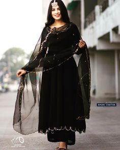 Black Suit Designs Indian Style Latest, Suit Designs Indian Style Latest, Black Suit Designs, Black Dress Design, Punjabi Suit Neck Designs, Suits For Women Indian, Wardrobe Interior, New Saree Blouse Designs, Latest Dress Design