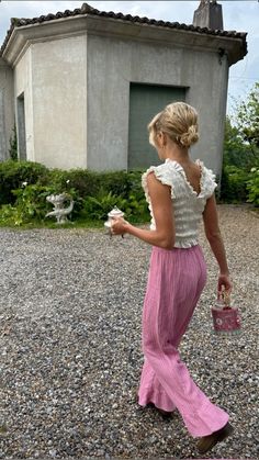 Whimsical Aesthetic Outfit, Whimsical Aesthetic, Spring Fits, Outfits Spring, Stockholm Fashion, Summer Inspiration, Aesthetic Outfit, Outfit Goals