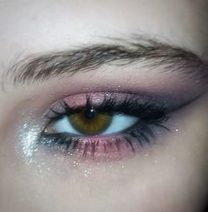 pink and black makeup Pink White Black Eye Makeup, Grey And Pink Makeup, Grunge Pink Makeup, Grunge Hoco Makeup, Purple And Black Eyeshadow Looks, Purple Makeup Goth, Y2k Prom Makeup, 2011 Makeup Looks, Pink Sparkly Makeup Looks