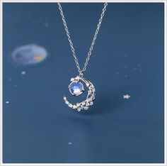 Timeless minimalist designs that never go out of fashion. Only on Amazon. Diamond Silver Necklace, Alcohol Pads, Moon Necklace Silver, Silver Diamond Necklace, Crystal Moon, Transparent Storage, Jewelry Minimalist, Friendship Necklaces