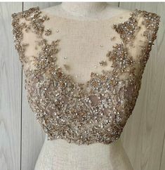 Diy Lehenga, Net Blouse Designs, Gold Blouse Designs, Embroidery Lehenga, Lehenga And Blouse, Bride Indian