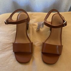 Cute Brown Heel Sandal That Can Go With So Many Outfits Brown Sandals Heels, Many Outfits, Chunky Heels Sandals, Navy Shoes, Navy And Brown, Heel Sandal, Brown Sandals, Chunky Heel, Chunky Heels