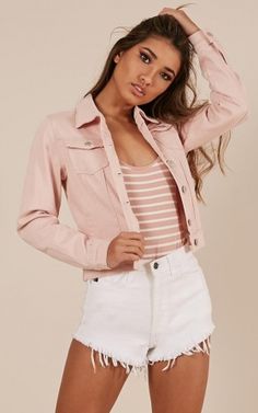 Walkabout jacket in blush denim Leah Perkins, Sports Chic, Rich Outfits, Cozy Winter Outfits, Crop Top Outfits, Women's Jackets, Girly Fashion, Basic Outfits, Dance Outfits