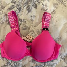 Super Cute Hot Pink Bra In Size 34b Brand New Hot Pink Bra, Underwire Sports Bras, Padded Bralette, White Bras, Vintage Usa, Bra Panty, Demi Bra, Victoria Secret Bras, Pink Bra