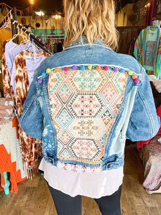 Bohemian upcycled embroidered denim jacket #boho #gypsy #denim #aztec Movement Fashion, Kimono Lace, Lee Jacket, Bohemian Outfits, Fashion Cardigan