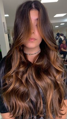 Hair Color Light Brown, Brunette Balayage Hair, Light Hair Color, Hair Color Balayage, Hair Inspiration Color, Hair Inspo Color