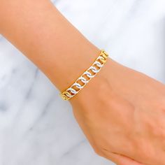 This exquisite 18k gold link bracelet, weighing 17.1 grams, features a chic design adorned with 0.78 carats of round brilliant cut diamonds. The diamonds have a color grade of F-G and a quality grade of VS, adding exceptional sparkle and elegance. The yellow gold finish enhances its luxurious appeal, making it perfect for any special occasion. The bracelet has a size of 7 inches, offering both style and comfort. This piece is openable, designed with a secure buckle lock for added convenience. Id Elegant White Gold Cuban Link Bracelet With Cubic Zirconia, Diamond Link Bracelet With Jubilee Design, Elegant Cuban Link Diamond Bracelet With Diamond Cut, Elegant Cuban Link Bracelet With Diamond Accents For Gift, Elegant Diamond-cut Cuban Link Diamond Bracelet, Elegant Cuban Link Bracelet In Diamond White, Elegant White Gold Cuban Link Bracelet With Diamond Accents, Elegant White Gold Cuban Link Diamond Bracelet, Elegant Diamond Cut Link Chain Bracelet