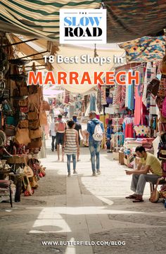 people walking through an open market area with the words best shops in marrakeh