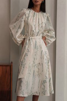 Material Polyester Style Elegant Pattern Type Floral Element Frenulum Neckline O Neck Silhouette A Line Sleeve Style Hubble-Bubble Sleeve Sleeve Length Long Sleeve Clothing Length Long Type Full Print Size(cm) Bust Waist Dresses Length Shoulder Width Sleeve Length S 90 61 122 32 61.5 M 94 65 123 33 62 L 98 69 124 34 62.5 Tips: Due to the many variations in monitors, the color in the image could look slightly different, please take physical design and color shall prevail. Please allow 1cm-2cm dif Cream Floral Print Knee-length Dress, Elegant Beige Floral Dress V-neck, White Floral Print Midi V-neck Dress, Beige Floral Print V-neck Midi Dress, Beige Floral Print V-neck Maxi Dress, Waist Dress, Cream Dress, Long Blouse, Sleeve Styles