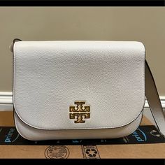 Purchased From Outlet And Never Used See My Closet For The Matching Wallet White Crossbody Shoulder Bag With Magnetic Closure, Designer White Shoulder Bag With Magnetic Closure, White Crossbody Bag With Magnetic Closure, Tory Burch Bags, Tory Burch Bag, My Closet, Crossbody Bags, Tory Burch, Outlet