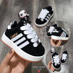 🔥Adidas 💸73,000 🛵 Domicilios en Medellín y Envíos a toda Colombia 🇨🇴 Pedidos al WhatsApp: 3192633682 (Link en perfil) Baby Girl Shoes Nike, Tenis Adidas Baby, Baby Jordan Shoes Boys, Baby Boy Shoes Nike Newborn, Adidas Baby, Gents Shoes, I Want A Baby, Cute Baby Shoes, Baby Boy Clothes Newborn