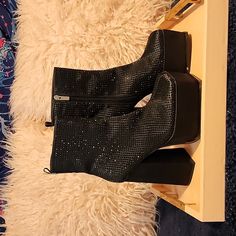 Brand New With Box. Gorgeous Tall And Comfy. Platform Boots Black Sparkly Boots, Black Glitter Boots, Sparkly Boots, London Shoes, Glitter Boots, Black Glitter, Platform Boots, Woman Colour, Black Boots