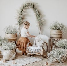 Spring Photoshoot Setup, Indoor Spring Mini Sessions, Spring Photoshoot Indoor, Kids Easter Party Food, Boho Easter Photoshoot, Easter Photography Ideas Mini Sessions, Spring Mini Session Ideas Studio, Easter Session Photography, Easter Minis Photography