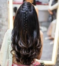 30+ Indian Bridal Wedding Hairstyles for Short to Long Hair 2018-2019 Long Hair Wedding Styles All Down Brunette, मेहंदी डिजाइन, Indian Wedding Hairstyles, Open Hairstyles, Long Hair Wedding Styles, Braut Make-up, Indian Bridal Hairstyles, Hair 2018, Front Hair Styles