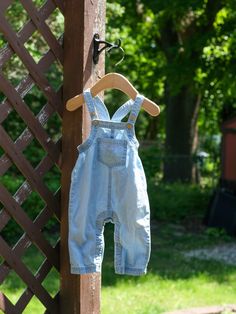 Introducing our adorable hand-embroidered denim overalls, designed with love for babies and toddlers. This charming piece has a meticulously stitched ice cream treat, sitting playfully on the front pocket, ready to sweeten your little one's adventures. Crafted from soft, yet durable denim, these overalls are built to withstand the rigors of playtime while keeping your child comfortable and irresistibly cute. Adjustable straps ensure a perfect fit as they grow, making it not just an outfit but a cherished part of their childhood memories. --------------------------------------------------------------------------------------- Please note that due to the handmade nature of embroidery, slight variations in design, color, and stitching may occur, adding to the charm and individuality of each it Cotton Overalls For Playdate, Denim Overalls For Summer Playtime, Summer Denim Overalls For Playtime, Cute Jeans With Pockets For Playtime, Cotton Jeans For Playtime In Summer, Cotton Jeans For Summer Playtime, Cute Overalls With Pockets For Playtime, Cute Cotton Bib Front Overalls, Cute Light Wash Cotton Jeans