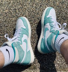 Air Jordan 1 Turbo Green, Jordan 1 Retro High Turbo Green, Jordan 1 Turbo Green, Jordan 11 Outfit Women, Jordan 1 Outfit, Turbo Green, Air Jordans Women, Air Jordan Sneakers