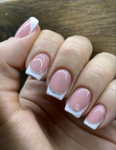 Shellac Nail French Tip, French Tip Nails With Design Short, Nails Corte, Gel Shellac Nails, Plain Acrylic Nails, Cowboy Nails, Sns Nails Colors, Bad Nails, French Manicure Nails