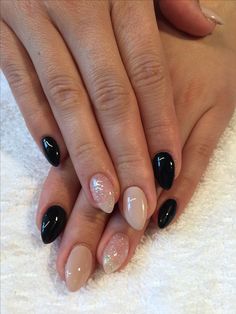 Dip Black Nails, Fall Nail Designs Black, Black Dip Nails Ideas, Halloween Dip Nails, Dip Nails Ideas, Coffin Nails Ombre, Gothic Nails, Beauty Nails Design, Dip Nails