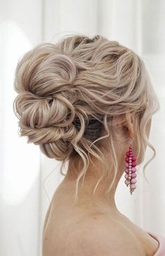 Blonde Bridal Hair, Messy Chignon, Chignon Updo, Blonde Updo, Prom Hair Updo, Mother Of The Bride Hair