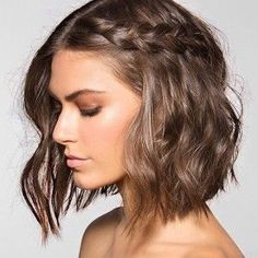 boho wedding hair short - Google Search Prom Hairstyles For Short Hair, Boho Wedding Hair, Short Hair Undercut, Wedding Guest Hairstyles, Short Braids, Tattoo Girls, Short Wedding Hair, Penteado Cabelo Curto, Braids For Short Hair