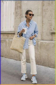 Striped Blue Shirt Outfit, Light Blue Shirt Outfit, Blue Shirt Outfit, Blue Striped Shirt Outfit, Striped Shirt Outfit, Outfits With Striped Shirts, Chic Work Outfits Women, Work Outfits Women Office, Elegant Classy Outfits