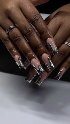 Cute Silver Nails Acrylic, Silver Nails On Black Women, Chrome Nails Designs Y2k, Acrylic Nails Chrome French Tip, Black Design French Tip Nails, Diesel Inspired Nails, Baddie Grey Nails, Long Black And Silver Nails, Medium Silver Nails