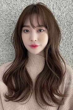 Piece-y Bangs on Women with Long Thin Hair Bangs On Women, Brown Hair With Wispy Bangs, Korean Hairstyle Ideas, Korean Perm, Korean Long Hair