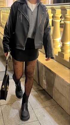 Sweater With Leather Jacket, Cool Girl Thanksgiving Outfit, Fall Outfits Black Mini Skirt, Fall Outfits Women Aesthetic 2024, Outfit 2024 Fall, Lookbook Outfits Autumn 2024, Autumn Jacket Outfit, Autumn Outfits Leather Jacket, Autumn Outfit Inspo 2024