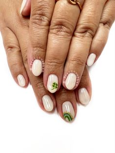 St Patty’s Day Nails Short, St Pattys Day Gel Nails, Nails St Patricks Day Irish, Subtle At Patrick’s Nails, Nail St Patricks Day Design, Nails Design St Patricks Day, Classy St Pattys Nails, Short Acrylic Nails St Patricks Day, Subtle March Nails