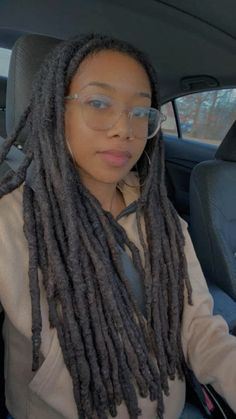 Long Thick Locs, Curly Locs Aesthetic, Long Locs Aesthetic, Curly Locs, Loc Baddie Aesthetic, Locs Black Women Aesthetic, Women With Dreadlocks, Braided Hairstyles For Wedding