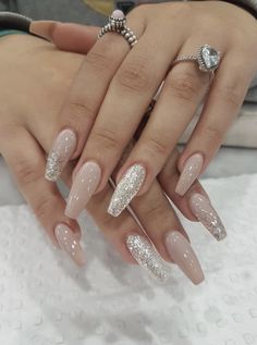 Silk Wrap Nails, 2019 Nails, Makeup Tip, Makeup Nails Art, Silver Nail, Fall Acrylic Nails, Shiny Nails, Nails Glitter