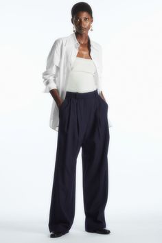 PANTALON TAILLEUR LARGE LAINE - MARINE - Trousers - COS Cos Trousers, Timeless Knitwear, Ankle Length Jeans, High Street Fashion, Wide Trousers, Women Magazines, The Sheep, Wool Trousers, Knitwear Men