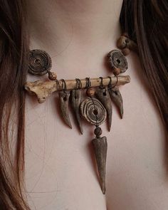 Culzean Castle, Ancient Necklace, Rust Dye, Porcelain Necklace, Wonderful Friend, Rustic Necklace, Viking Costume, Estilo Hippy, Bone Jewelry