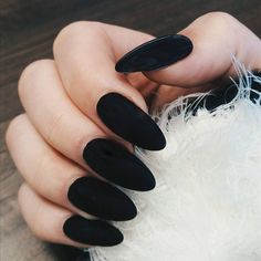 Fresh new set of claws -- feeling these matte black almond-shaped acrylic nails… Short Almond Shaped Nails, Nail Almond, Almond Shaped Nails Designs, Nail Shapes Squoval, Black Almond Nails, Gel Set, Almond Nails Designs