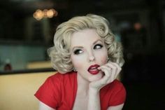 vintage makeup Cabelo Pin Up, Thinking Out Loud, Pin Up Hair, Hair Red, Don't Like Me, Red Lip, Pin Up Style, Up Girl