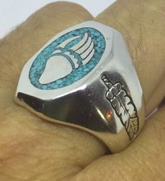 Vintage Native American Style Southwestern Turquoise Stone Inlay Mens Bear Paw Ring https://www.etsy.com/listing/547428391/vintage-native-american-style?utm_source=crowdfire&utm_medium=api&utm_campaign=api Sterling Silver Inlay Jewelry, Native Indian Jewelry, Real Turquoise Jewelry, Paw Ring, Vintage Jewelry Sets, Native American Rings, Native American Style, Bear Paw, Real Turquoise