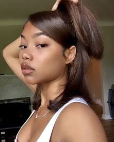 Pretty Black Women Hairstyles, Hair Styles To Do With Straight Hair, Short Straight Hairstyles Black Women, Dr Faceclaims, Flat Iron Hair Styles, Dope Hairstyles, Baddie Hairstyles, Hair Inspo Color