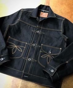 Japanese Denim Fashion, Denim Jacket Details, All Black Denim Outfit, Japanese Denim Outfit, Denim Jacket Men Vintage, Japanese Denim Jacket, Denim Jacket Design, Japanese Jeans, Making Jeans