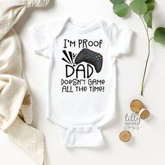 Great shopping ideas for I'm Proof Dad Doesn't Game All The Time Baby Bodysuit, Gamer Baby, Pregnancy, Womens Clothing Gamer Baby, Baby Dust, Colour Guide, Dream Kids, Baby Pregnancy, Boy Stuff, Funny Baby Onesies, Baby Reveal