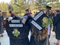 Matching Shrek grad caps. "Ogre achiever" written on one, and "it's all Ogre now" written on the other.  They are decorated with photos of Shrek, green rhinestones, and leaves. Shrek Graduation Cap, Matching Grad Caps, Matching Graduation Caps, Ogre Achiever, Cap Quotes, Pop Culture Quotes, Senior Year Things, Graduation Cap Ideas, Graduation Cap Decoration Diy