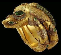 Maison Codognato Venezia Snake Jewellery, Ancient Egyptian Jewelry, Tutankhamun, Egyptian Jewelry, Snake Jewelry, Snake Patterns, Solid Gold Ring, Ancient Jewelry, Royal Jewelry