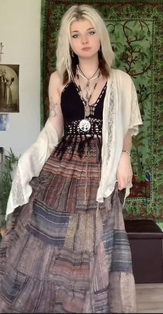 Hippie Outfit Inspo, Long Skirt Fashion, Cottagecore Outfits, Boho Style Outfits, Funky Outfits