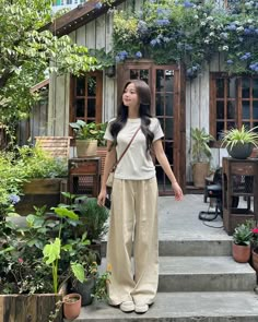 Hijab Outfit For Beach, Bangkok Outfit, Comfy Trendy Outfits, Simple Casual Outfits, Uni Fits, 사진 촬영 포즈, Casual College Outfits, Korean Casual Outfits, Uni Outfits