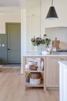 the kitchen is clean and ready to be used as a storage area for cooking utensils