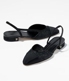 Chanel Pumps, Chanel 2023, Chanel Slingback, Moda Chanel, Chanel Flats, Chanel Store, Chanel Casual, 2023 Ss, Style 2023